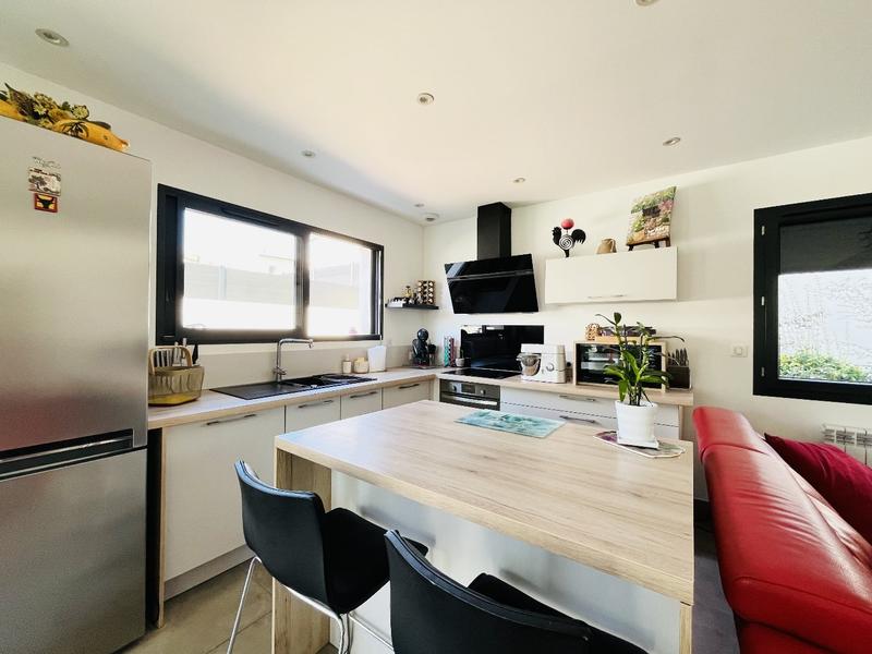 Villa - 100 m² - 4 pièces