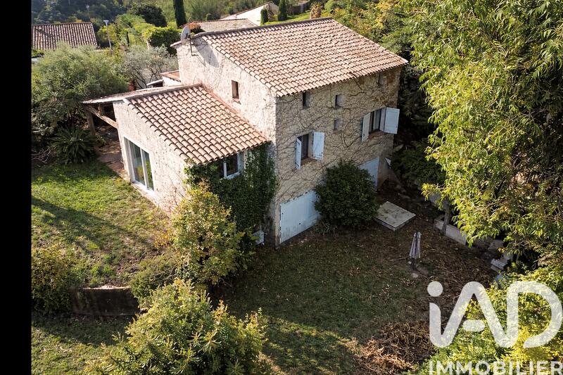 Maison - 154 m² - 7 pièces