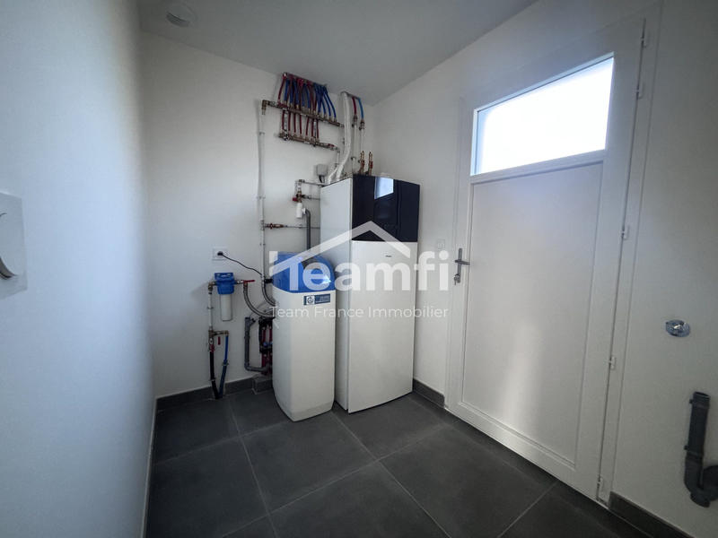 Maison - 102 m² - 4 pièces