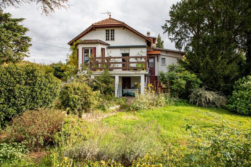 Maison - 98 m² - 4 pièces