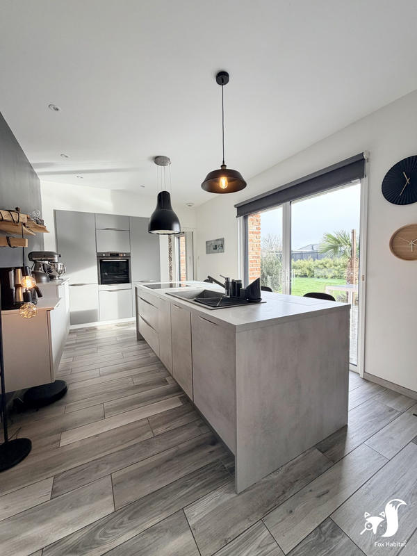 Maison - 155 m² - 6 pièces