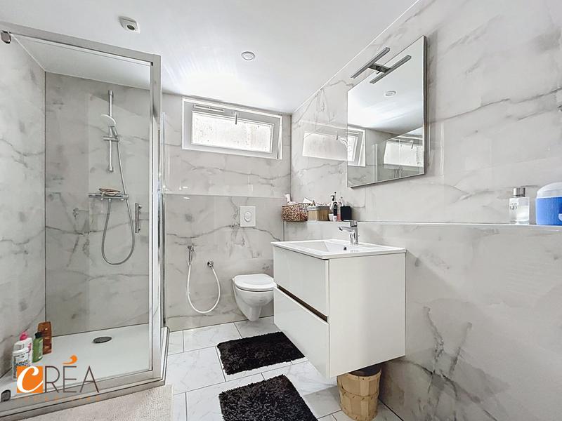 Maison - 194 m² - 6 pièces