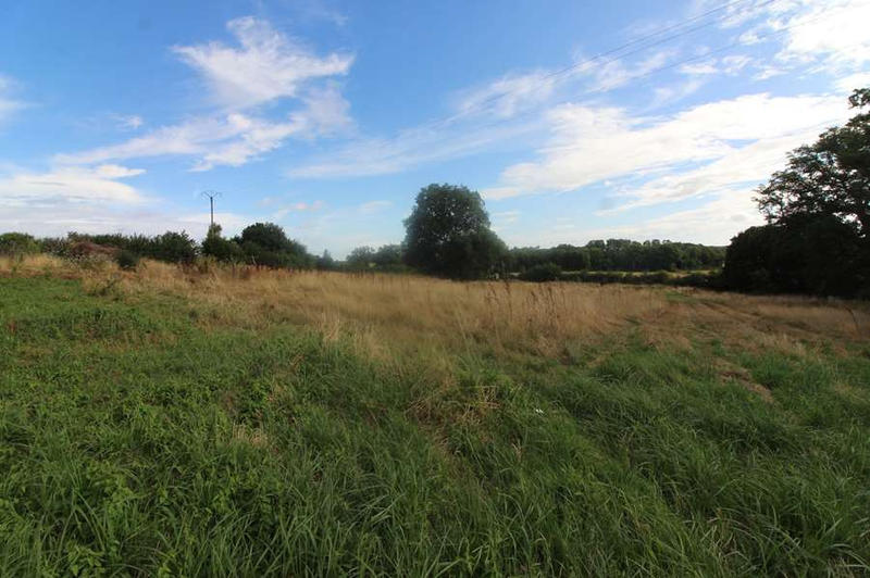 Maison - 200 m² - 2 pièces