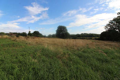 Maison - 200 m² - 2 pièces