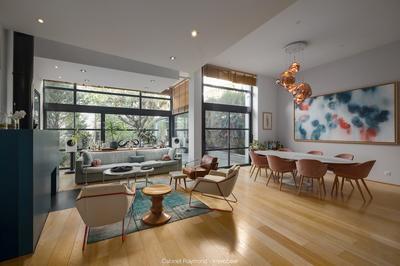 Maison contemporaine - 405 m² - 9 pièces