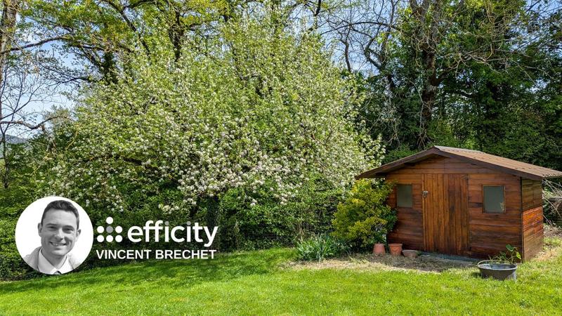 Maison - 233 m² - 7 pièces