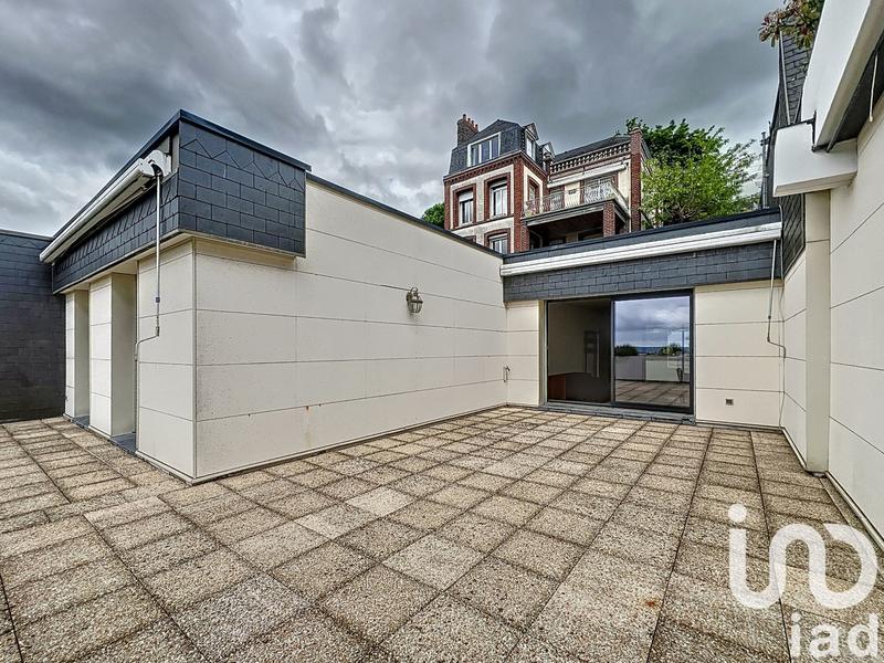 Appartement - 104 m² - 4 pièces