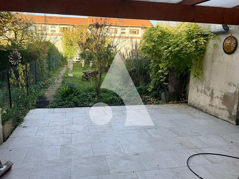 Maison - 145 m² - 5 pièces