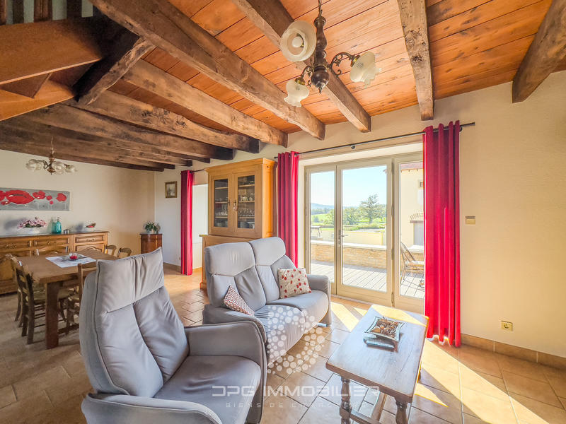 Maison - 168 m² - 7 pièces