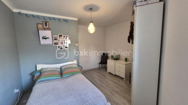 Maison de village - 97 m² - 6 pièces