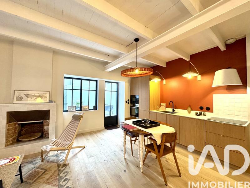 Maison - 92 m² - 5 pièces