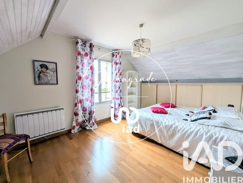 Maison - 179 m² - 7 pièces