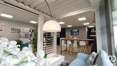 Local commercial - 144 m²