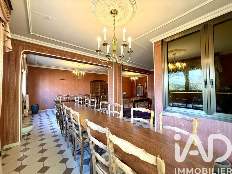 Maison - 316 m² - 9 pièces