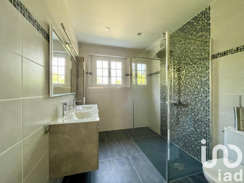 Maison - 191 m² - 5 pièces