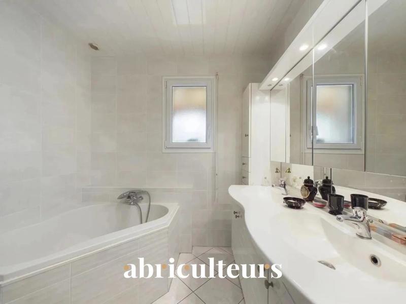 Maison ancienne - 150 m² - 6 pièces