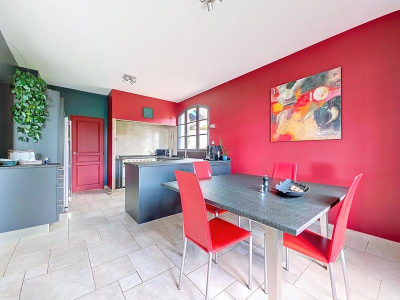 Maison - 200 m² - 5 pièces