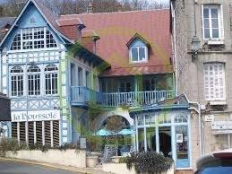 Maison bourgeoise - 302 m² - 10 pièces