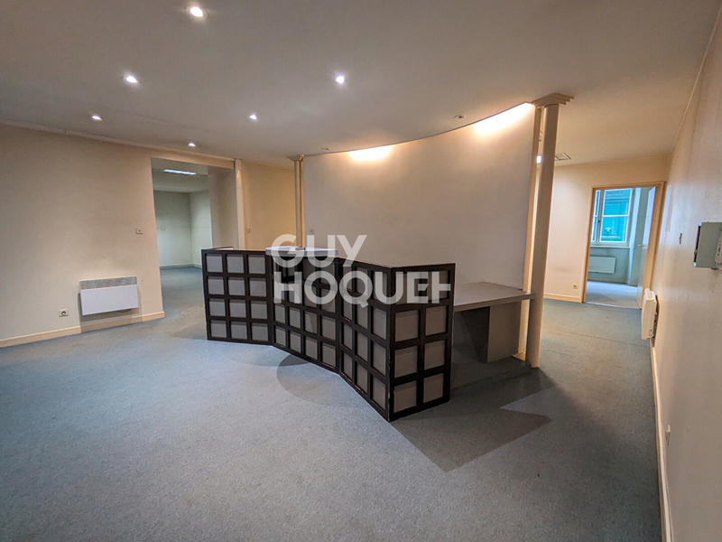 Bureau - 219 m² - 5 pièces