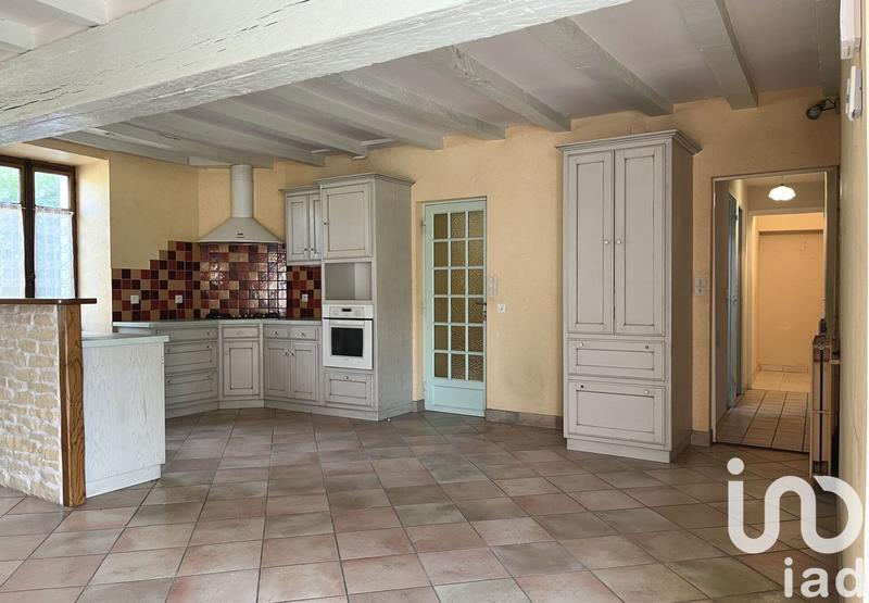 Maison - 247 m² - 8 pièces