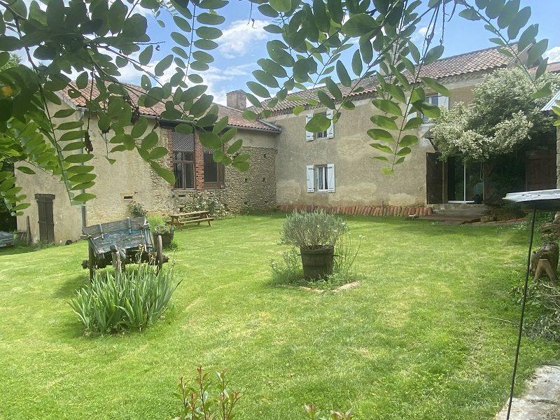 Maison ancienne - 154 m² - 5 pièces