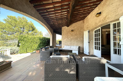 Villa - 168 m² - 5 pièces