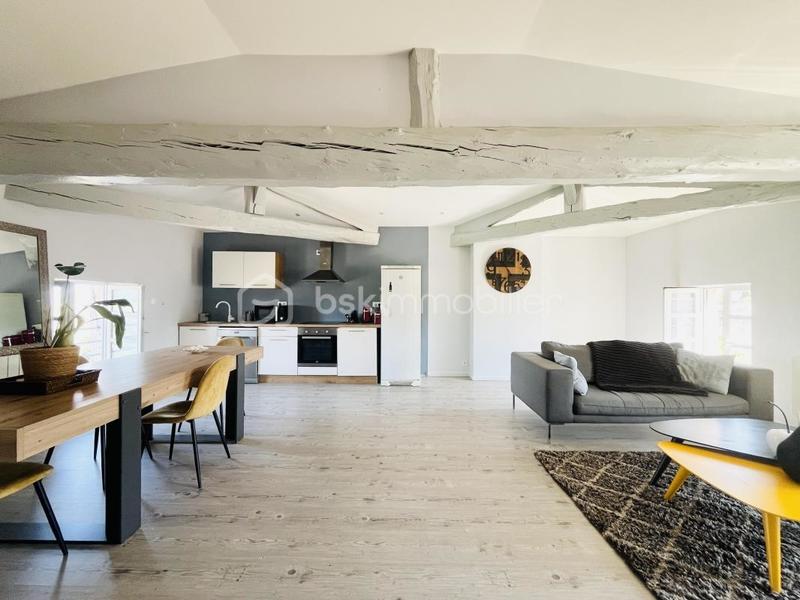 Appartement - 84 m² - 4 pièces