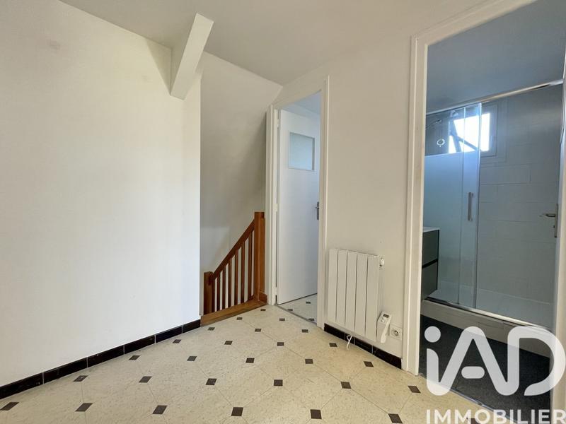 Maison - 200 m² - 8 pièces