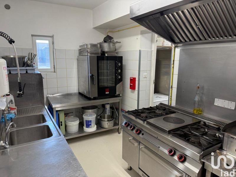 Local commercial - 140 m²