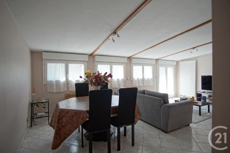 Maison - 105 m² - 5 pièces