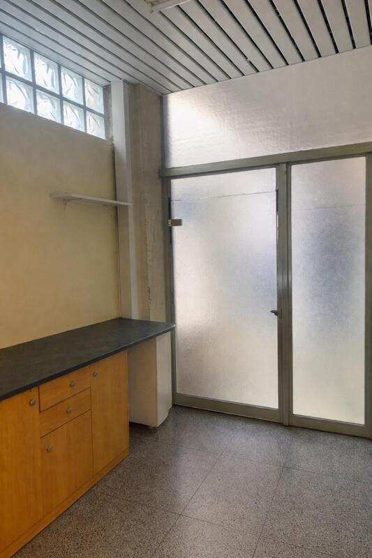 Local commercial - 47 m² - 2 pièces