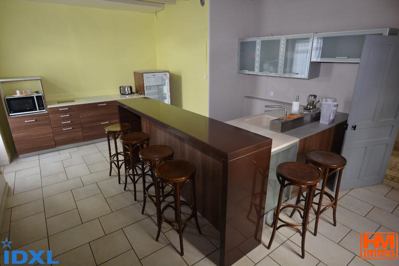 Maison - 175 m² - 6 pièces