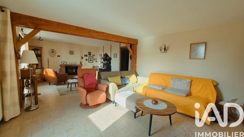 Maison - 260 m² - 9 pièces