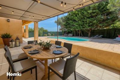 Villa - 178 m² - 6 pièces