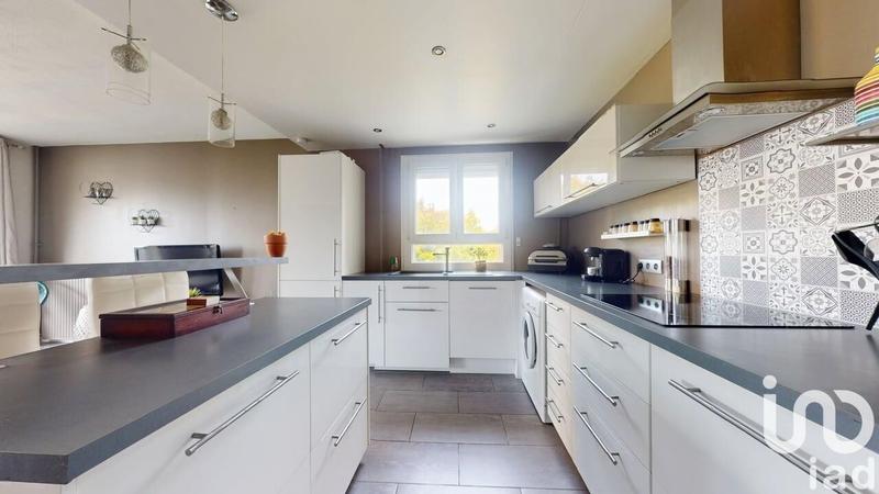 Appartement - 85 m² - 4 pièces