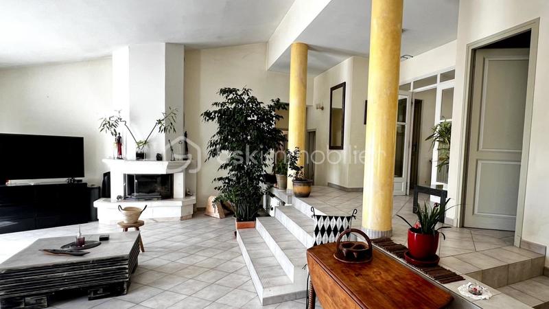 Villa - 180 m² - 7 pièces