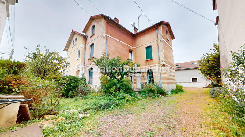 Maison - 167 m² - 7 pièces