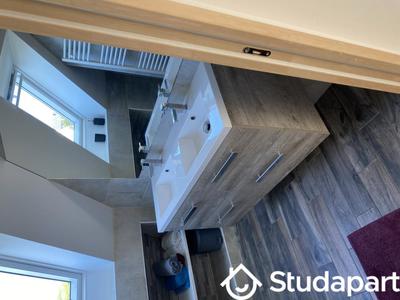 Chambre - 12 m² - 1 pièce