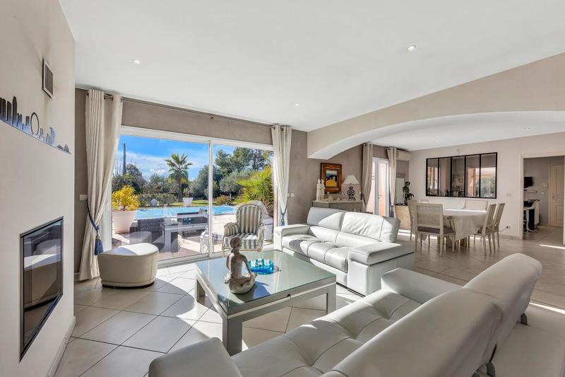 Villa - 175 m² - 5 pièces