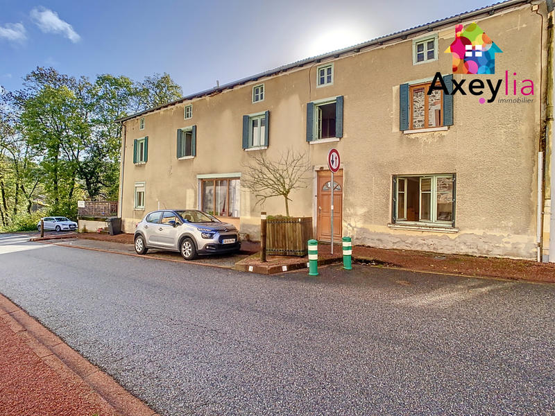 Maison - 180 m² - 7 pièces