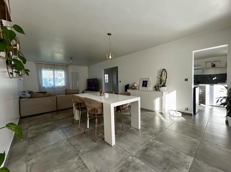 Maison - 115 m² - 6 pièces