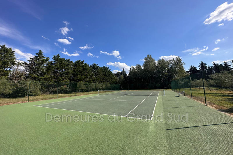 Mas - 334 m² - 9 pièces