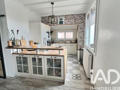 Maison - 140 m² - 6 pièces