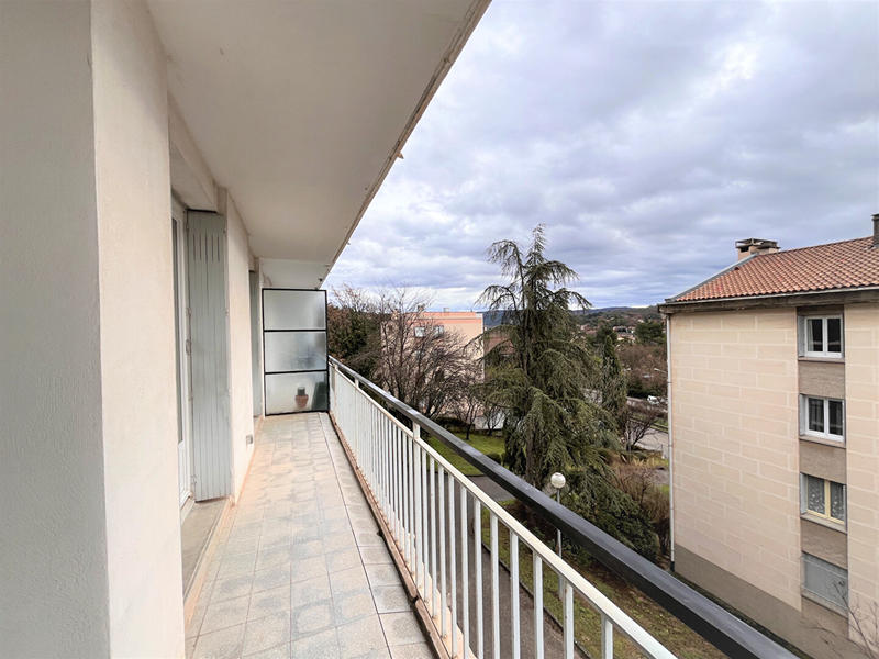 Appartement - 76 m² - 4 pièces