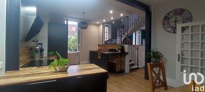 Maison de ville - 209 m² - 9 pièces