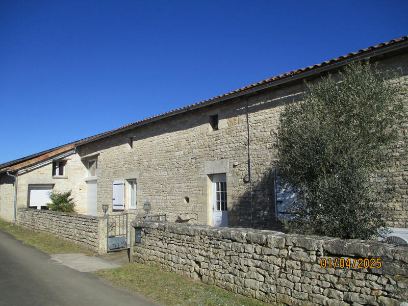 Maison - 200 m² - 7 pièces