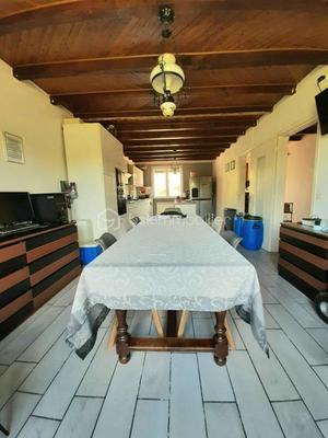 Maison de village - 202 m² - 7 pièces