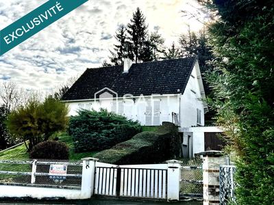 Maison - 98 m² - 5 pièces