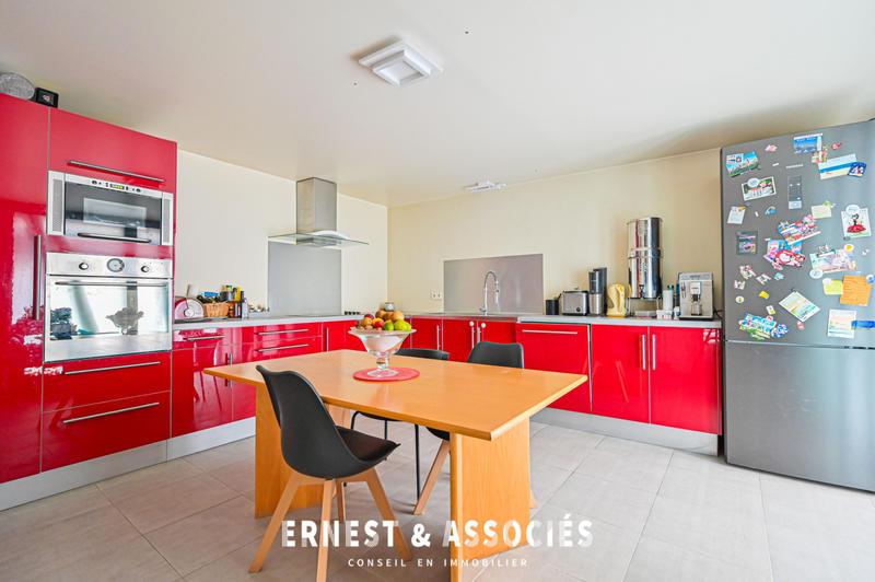 Appartement - 105 m² - 4 pièces