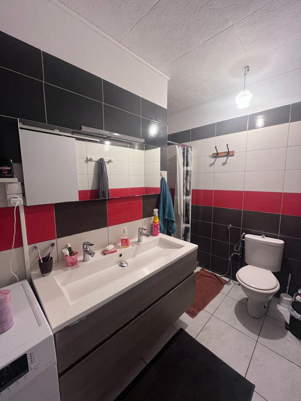 Maison - 80 m² - 3 pièces